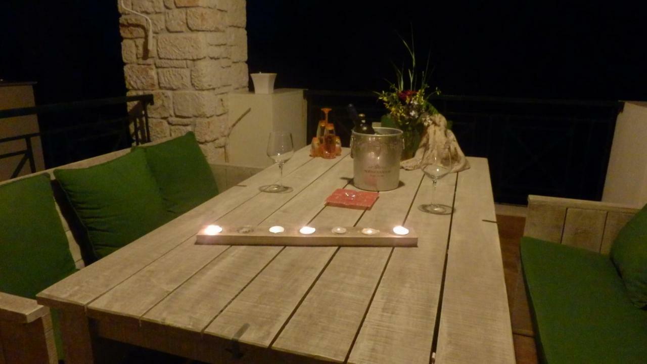 Villa Chris Posidi Eksteriør billede